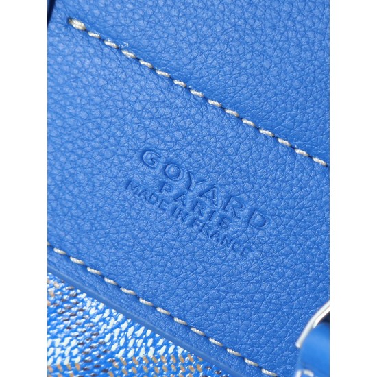 Premium Quality Original P580 Goyard Aln Mini Shoulder BagButtoned version with original gift boxUpgraded manualRibbonThe Aln Mini Shoulder Bag is a condensed version of the Aln Medium with an emphasis on mold and versatilityWith a set of clever hooks and