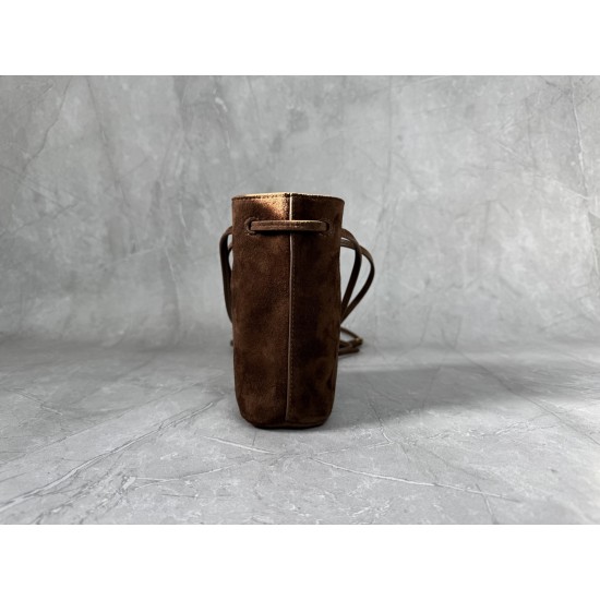 P4805NF460 dark brown new mini bucket bag made of top imported lambskin leather is super soft and cost-effective can manage a variety of styles very playful and cute can be shoulder crossbody handheld shoulder shape varied bag is small but very loaded siz