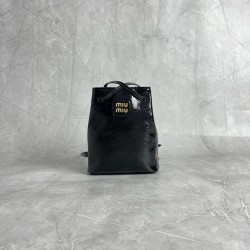P4805NF460 new mini bucket bag patent leather black using new wrinkle paint calfskin unique ice silk texture leather soft cost-effective can manage a variety of styles very playful and lovely can be shoulder crossbody handheld shoulder shape changeable ba