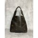 P8305BC119 retro color MiuMiu new big hobo models this year's super big tote imported calfskin leather smooth delicate soft lining ReNylon recycled nylon lining this bag is cool fusion of men's and women's elements of casual laziness natural spontaneity f