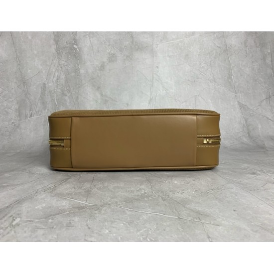 p8005BB117 Cinnamon Brown MiuMiu new corduroy briefcase fashion and classic fusion of sophisticated casual lazy corduroy fabric with calfskin leather texture is soft and durable than the all-leather model is lighter and more versatile color both appearanc