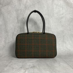 p8005BB117 Plaid green MiuMiu new birdcage briefcase a complete blend of fashion and classic the next big hit is it wool fabric with calfskin leather texture is soft and durable than the all-leather model is lighter and more versatile color both appearanc