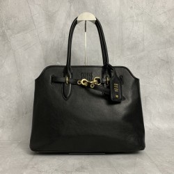 p9805BG291 black handbag this Aventure I want to praise the explosion it is absolutely briefcase in the value of the ceiling this is how difficult to buy needless to say the absolute king of out of stock cool lazy sense of fashionable and fashionable ther
