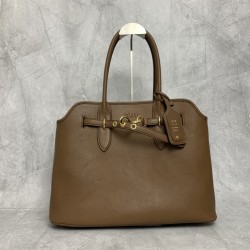 p9805BG291 caramel handbag this Aventure I want to praise it is definitely the value of the briefcase in the ceiling how difficult to buy this needless to say the absolute king of out of stock cool lazy sense of fashionable and fashionable there is a drop
