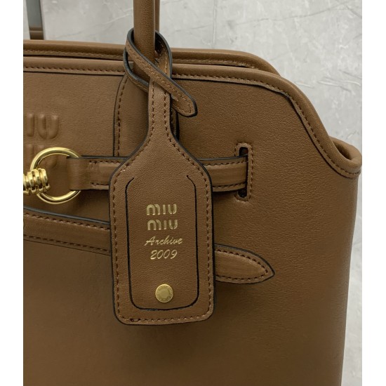 p9805BG291 caramel handbag this Aventure I want to praise it is definitely the value of the briefcase in the ceiling how difficult to buy this needless to say the absolute king of out of stock cool lazy sense of fashionable and fashionable there is a drop