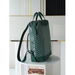 Premium quality Original P750Cisalpin shoulder bag is a reissue of the iconic Alpin backpack Designed for the urban explorer, this bag features a structured zipper closure system that ensures a spacious opening for accessing personal items Hand-held for e