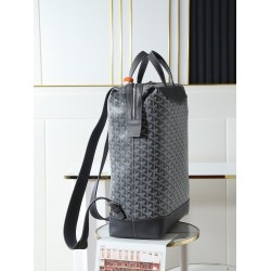 Premium quality Original P750Cisalpin shoulder bag is a reissue of the iconic Alpin backpack Designed for the urban explorer, this bag features a structured zipper closure system that ensures a spacious opening for accessing personal items Hand-held for e