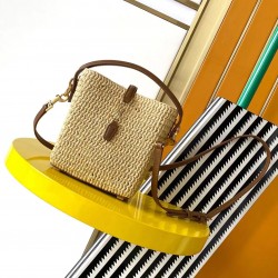 P550 special quality original leather 2024 LE37 woven bucket bag raffia and vegetable tanned leather splicing really good Hawaiian style ultimate sense of relaxation LOGO five gold hook buckle with raffia weaving enough to decorate the summer French lazy 