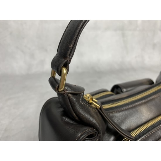 P8805BC146 retro M this year's most special style biker bag using top imported lambskin leather soft cotton satin lining multi-pocket design blurring the boundaries of functionality and decorative personality distinctive can manage a variety of styles can