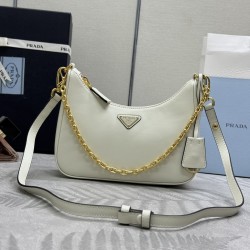 F560 with counter to the version of the full set of packaging exclusive customized new plain Hoho1BC204 plain hand-carrying armpit bag crossbody bag this Hobo hand-carrying armpit bag crossbody bag is very strong function of a bag of three is too perfect 
