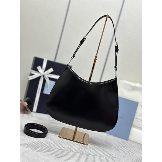 F600 with counter counterpartFull set of packagingExclusive customizationCounter newest modelGlossy underarm bagLarge 1BC156 arrivesThis exquisite Prada Cleo shoulder bag reinterprets the brand's iconic vintage designAdjustable leather handlesMetal hardwa