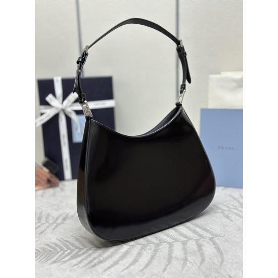F600 with counter counterpartFull set of packagingExclusive customizationCounter newest modelGlossy underarm bagLarge 1BC156 arrivesThis exquisite Prada Cleo shoulder bag reinterprets the brand's iconic vintage designAdjustable leather handlesMetal hardwa