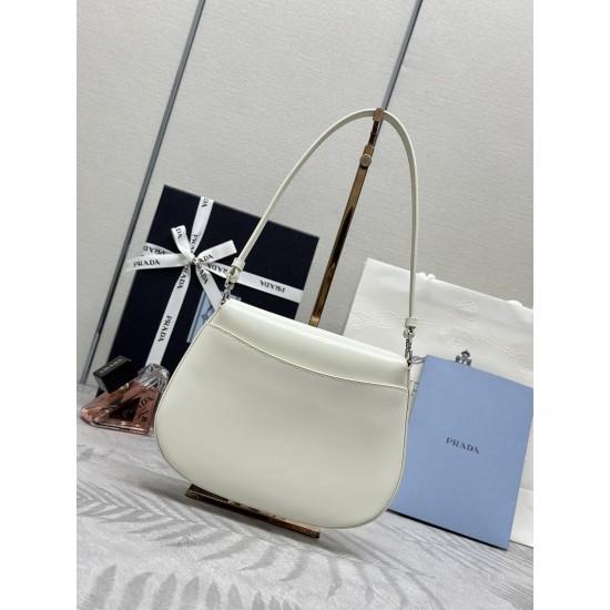 F530 with counter to the version of the full set of packaging exclusive customization P home counter the latest models of women's underarm bag 1BD311 arrived to use imported leather open edge beads calfskin material private white Niko hardware is not the 