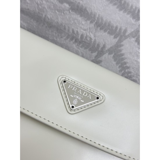 F530 with counter to the version of the full set of packaging exclusive customization P home counter the latest models of women's underarm bag 1BD311 arrived to use imported leather open edge beads calfskin material private white Niko hardware is not the 