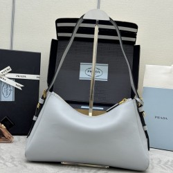 F690 with counter counter version of the full set of packaging exclusive customized new Aimee underarm bag 1BC229 small this leather Hobo underarm bag design temperament simple imported calfskin front metal triangle enamel logo with removable leather shou