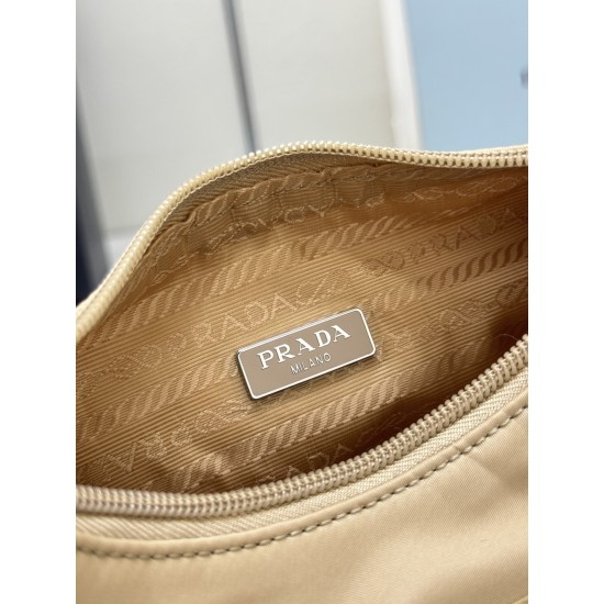 F240 with a full set of the right version of the counter packaging exclusive custom pop-up cloth shoulder armpit bag silver hardware 1NE515HOBO2000 Kendall with the same models of women's nylon shoulder bag using imported original parachute fabric lightwe