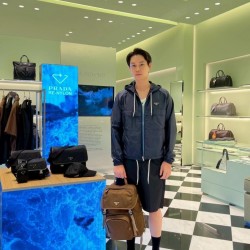 Cork color backpack model picture