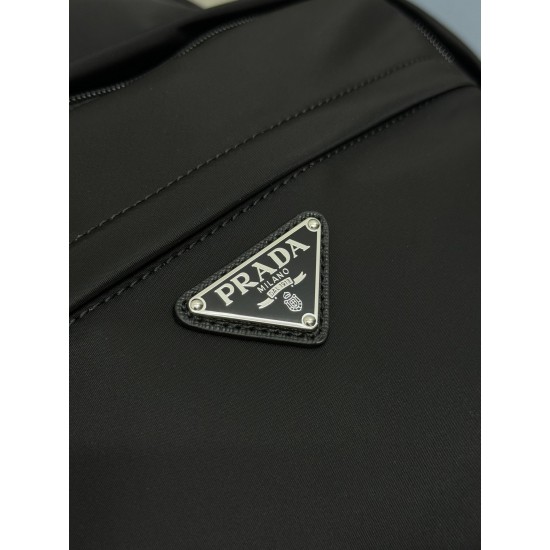 F500 classic explosive models shoulders backpack 2020 shoulders backpack new version 2VZ066 made of imported Saffiano leather material and imported nylon fabric adjustable nylon shoulder straps brushed metal accessories this nylon backpack multiple pocket