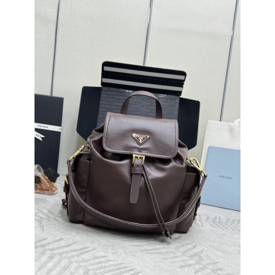 F790New Shoulder Bag 1BZ080Sheepskin BackpackThe Explore bag is a perfect blend of elegance and functionality with soft lines and a multi-pocket silhouette designed for urban exploration and outdoor adventuresStyle with detachable carry handlesShoulder ca