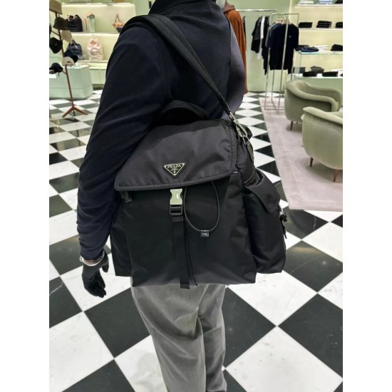 2VZ118 new shoulder bag on the body picture