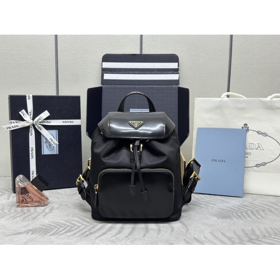 F610 with the counter version of the full set of packaging exclusive customized new backpack 1BZ074 this backpack combines several elements of imported nylon fabric and shiny cowhide leather top metal hardware accessories elegant and versatile with the ou