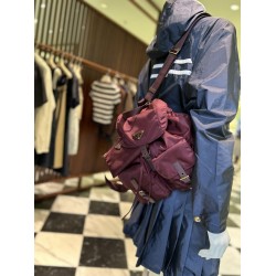 1BZ811 Bordeaux Red Body Pic