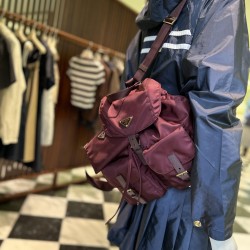 1BZ811 Bordeaux Red Body Pic