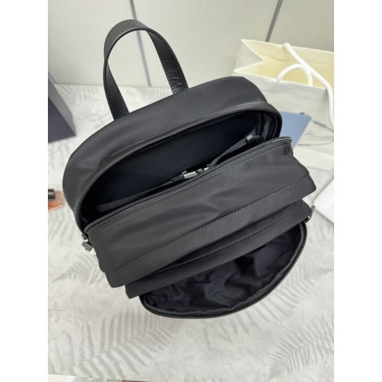 F680 new shoulder bag 2VZ101 multifunctional backpack This backpack is made of imported nylon fabric to present a technological appearance zipper main compartment and buckle for easy storage with two compartments three external zipper pockets lined with m