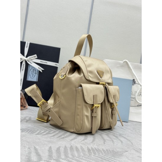 F470 with a full set of the right version of the counter packaging exclusive custom new small backpack 1BZ677 apricot gold buckle This nylon backpack is part of Prad's traditional design highlights the brand's important qualities innovative materials luxu