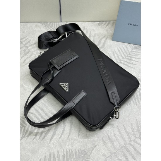 F540 new briefcase 2VE368 nylon fabric using imported nylon fabric and Saffiano leather handle removable adjustable nylon shoulder strap design looks more fashionable metal accessories and titanium zipper functionality internal compartment two pockets one
