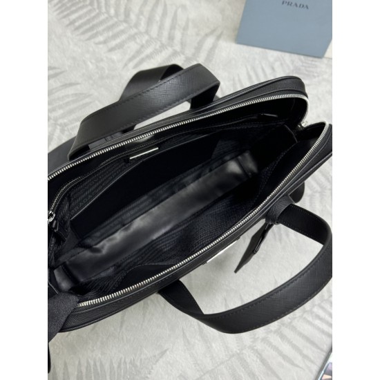 F720 Classic Briefcase 2VE368 cross grain using imported Saffiano cross grain cowhide leather removable adjustable nylon shoulder strap design looks more fashionable metal accessories and titanium zipper functionality internal compartment two pockets one 