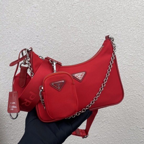 Batch P260 with box Prada new nylon Hobo hand-carrying armpit bag net red sister group crazy grass and popular in the fashion circle hobo out of the new this Hobo bag design is fantastic a bag of three waist bag slanting crossbody single crossbody handle 