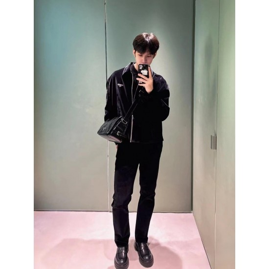 New messenger bag on the body