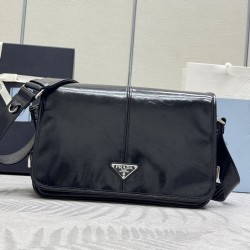 2VD073 New Messenger Bag