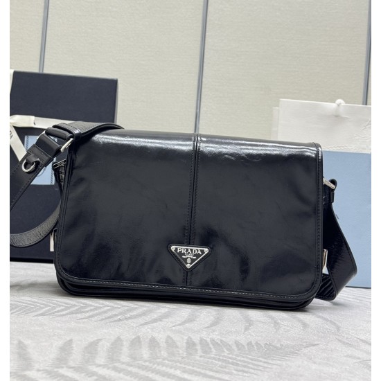 2VD073 New Messenger Bag