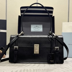 New 1BN026 Black Arrival