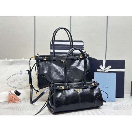 New Soft Lux Oil Waxed Leather Small Large