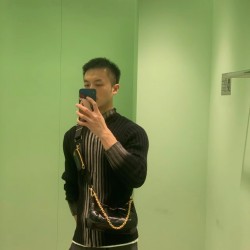 The oil-waxed leather trio adds a bit of vintage to the mix