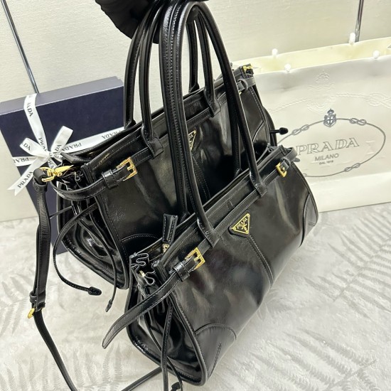 New Small Soft Lux Oil Waxed Leather 1BA426 Long Handle vs Short Handle