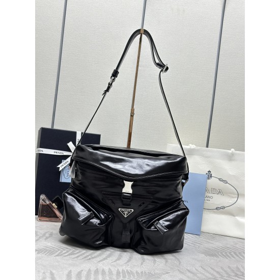 2VD062 New oil waxed leather crossbody bag