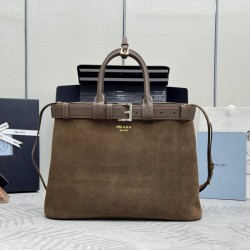 F880 new women's bag large 1BA416 suede suede this handbag women's bag using imported inside with imported nubuck leather frosted leather inside with imported sheepskin clean lines and sophisticated elements intertwined interpretation of the elegant and f