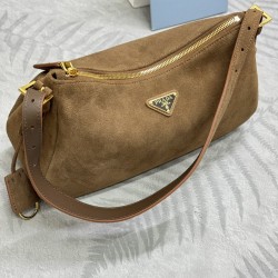 F650 with counter to the version of the full set of packaging exclusive customized new suede Aimee underarm bag 1BC229 small suede this leather Hobo underarm bag design temperament simple imported suede brushed leather front metal triangular enamel logo w