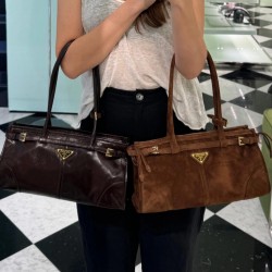 Classic Oil Waxed Leather VS Nubuck Suede