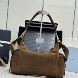 F700 NEW EXPLORATION BAG Frosted Leather 1BC264 Suede with Counterfeit Full Packaging This Exploration Bag is made of imported nylon fabric and calfskin leather features a soft silhouette and multiple pockets Lightweight and practical ReNylon emphasizes t