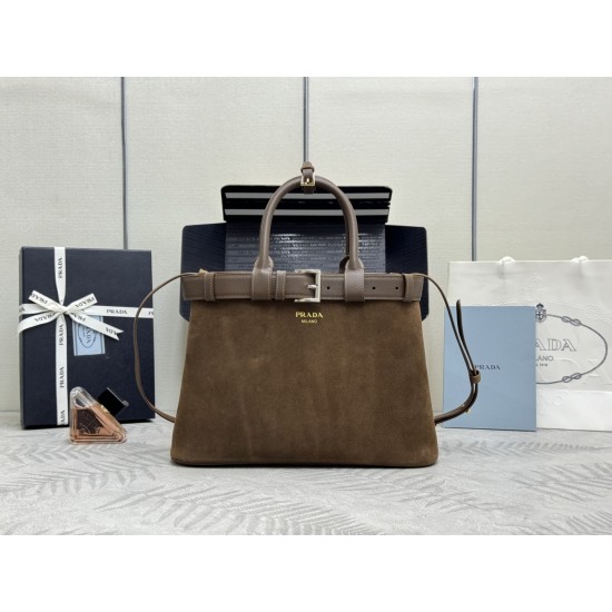 F850 new women's bag Medium 1BA417 suede suede this handbag women's bag using imported inside with imported suede leather frosted leather inside with imported sheepskin simple lines and sophisticated elements intertwined interpretation of the elegant and 
