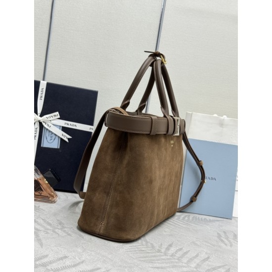 F850 new women's bag Medium 1BA417 suede suede this handbag women's bag using imported inside with imported suede leather frosted leather inside with imported sheepskin simple lines and sophisticated elements intertwined interpretation of the elegant and 