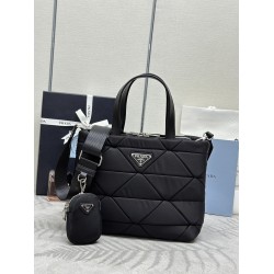 1BG380 Lingerie Tote Bag Arrives