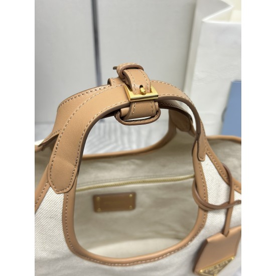 F530 with Counterfeit Full PackagingExclusive New Medium Tote Bag 1BG471 ArrivalThis tote bag is made of a linen blend fabric that displays a stylish sense of volume and sophisticated geometric shapes to emphasize its structured designCasual and versatile