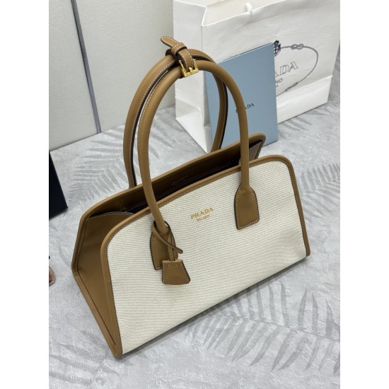 F590 new linen tote bag 1BG572 this bag combines cowhide and linen blended fabrics versatile fashion and lightweight texture molded Oversize silhouette skillfully interpreted duality functional and practical design exquisite exquisite detail highlights th