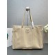 P750 top original single new waxy leather tote bag 1BG460 this tote bag using imported waxy leather oily color exudes a classical atmosphere shoulder carry handheld can be capacity space is very large huge good use is definitely the time business people m